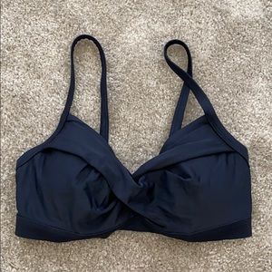 Athleta bikini swim top